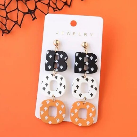 Halloween BOO Dangle Earrings - Picture 1 of 4